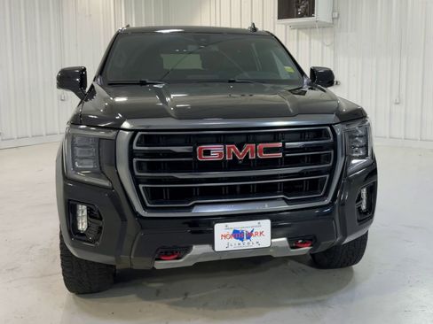 Used 2021 GMC Yukon AT4 w/ Rear Media and Nav Package image 4