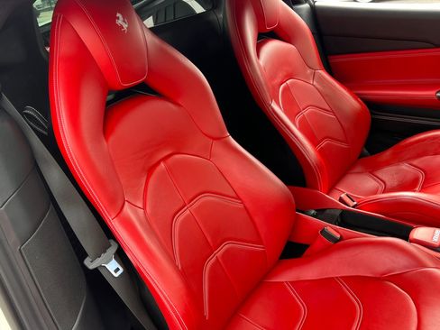 Used 2017 Ferrari 488 GTB image 18