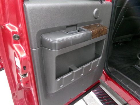 Used 2014 Ford F250 Platinum image 27