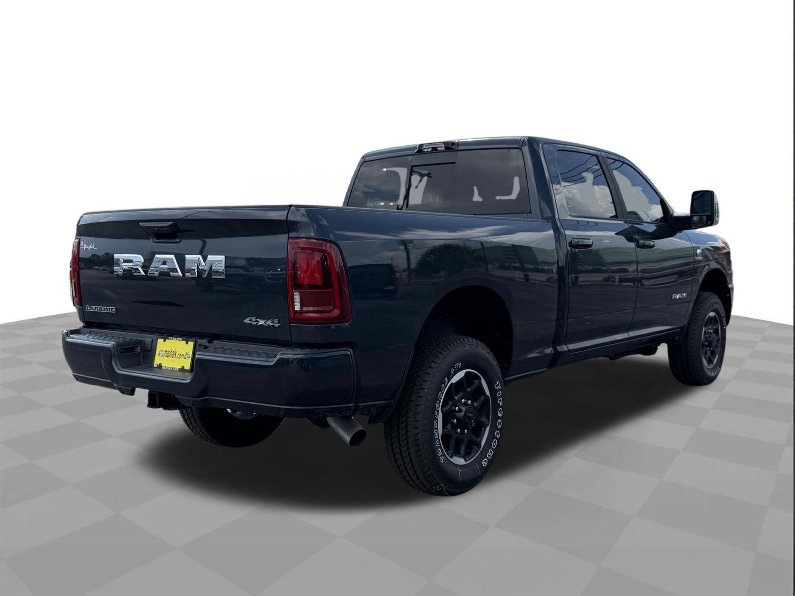 Used 2025 RAM 2500 Laramie AWD/4WD image 5