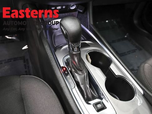 Used 2023 Chevrolet Malibu LT image 13