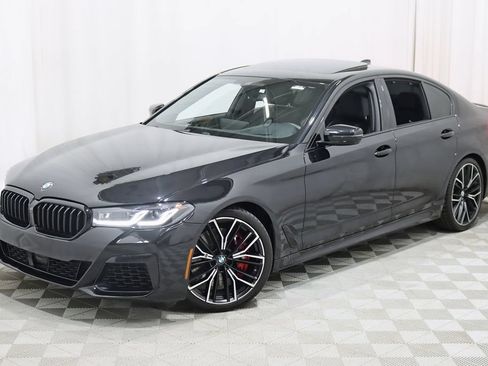 Used 2023 BMW M550i xDrive w/ Dynamic Handling Package AWD/4WD image 7
