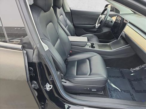 Used 2018 Tesla Model 3 Long Range image 10