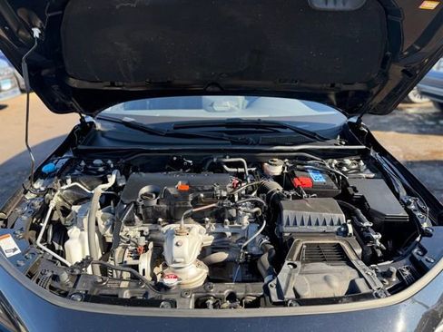 Used 2023 Honda Civic Sport image 13