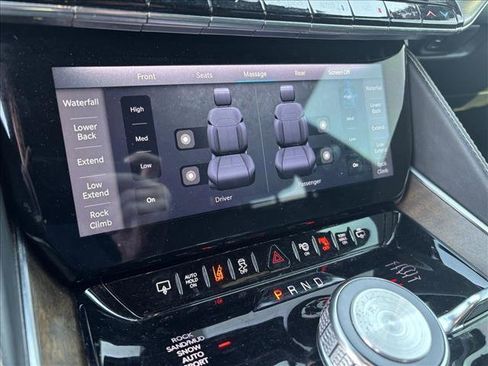 Used 2022 Jeep Grand Wagoneer Series I image 15