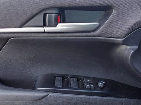 Used 2025 Toyota Camry LE FWD image 11