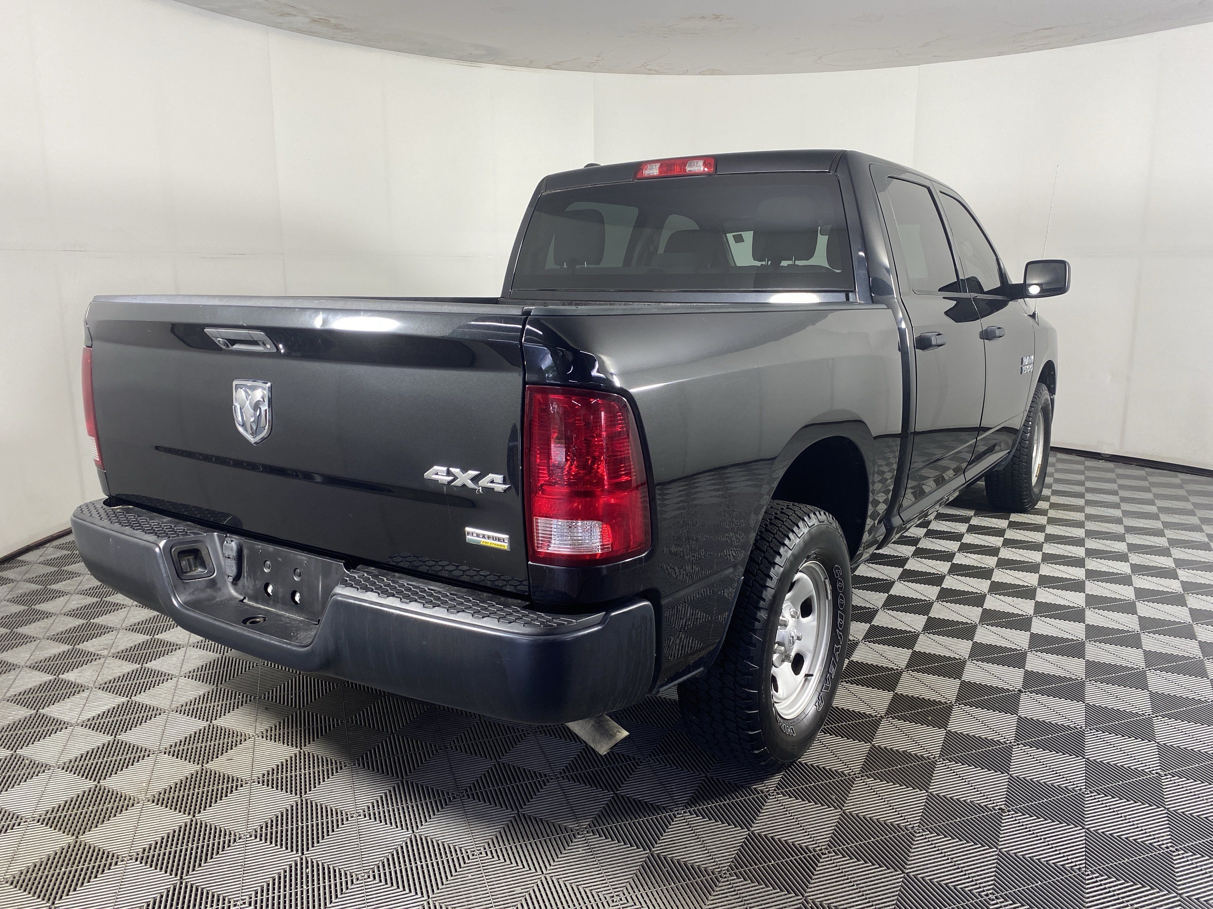 Used 2017 RAM 1500 Tradesman w/ Popular Equipment Group AWD/4WD image 7