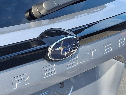 Used 2025 Subaru Forester Limited AWD/4WD image 30
