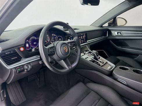 Used 2023 Porsche Panamera Platinum Edition RWD image 4