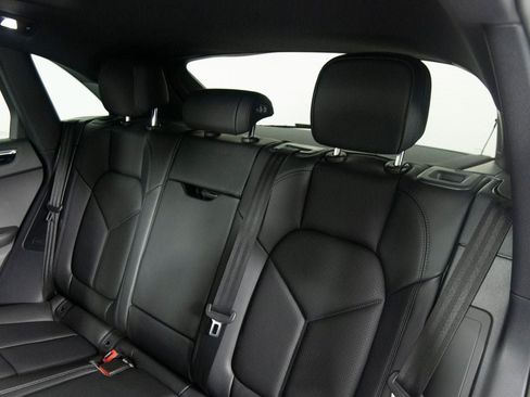 New 2026 Porsche Macan AWD/4WD image 36