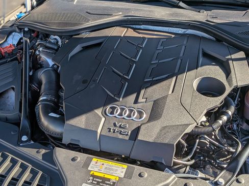 Used 2021 Audi A8 L 4.0T w/ Executive Plus Package image 35