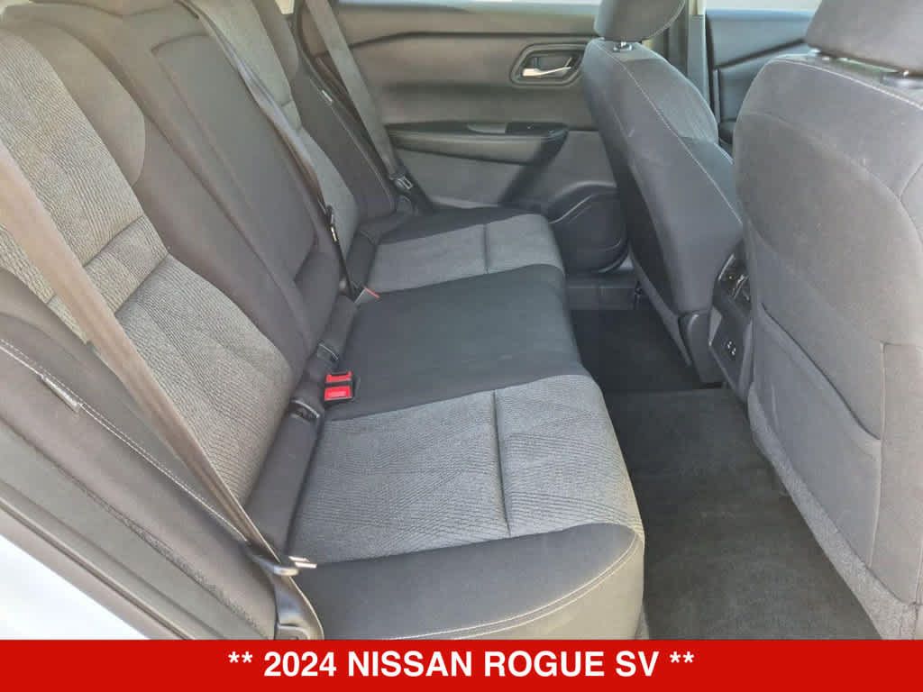Used 2024 Nissan Rogue SV FWD image 20
