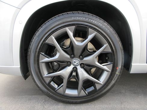 Used 2026 Lexus TX 500h AWD image 58