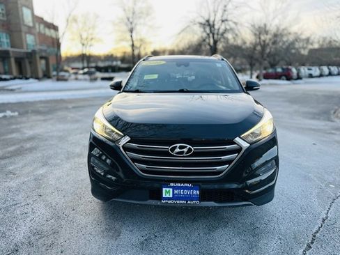 Used 2016 Hyundai Tucson Limited w/ Option Group 03 image 2