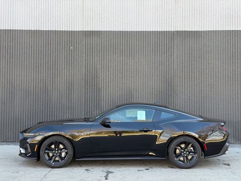 New 2026 Ford Mustang GT image 4