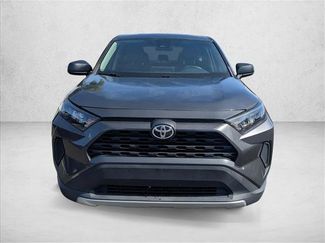 Used 2022 Toyota RAV4 LE FWD video 2