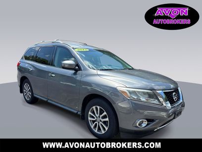 Used 2015 Nissan Pathfinder SV