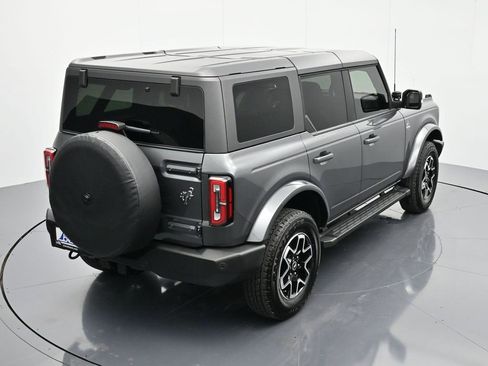 Used 2024 Ford Bronco Outer Banks image 33