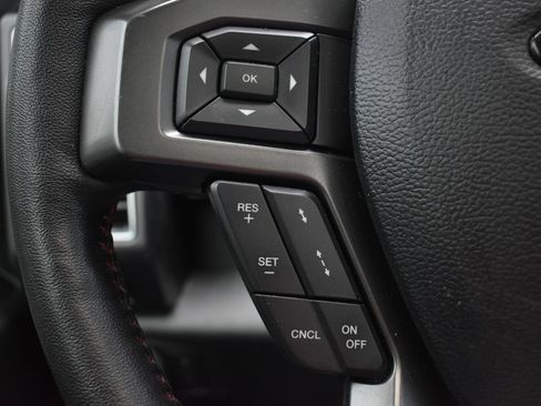 Used 2020 Ford F150 Lariat w/ Equipment Group 502A Luxury AWD/4WD image 22