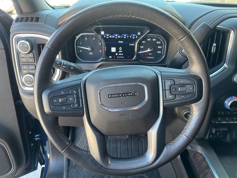 Used 2022 GMC Sierra 3500 Denali w/ Technology Package image 18