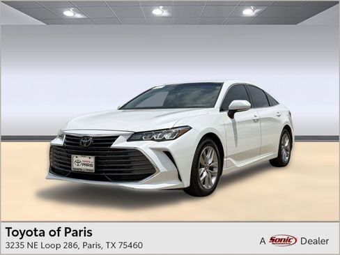 Used 2022 Toyota Avalon XLE FWD image 1
