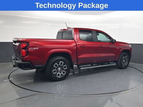 Used 2026 Chevrolet Colorado Z71 w/ Technology Package AWD/4WD image 4