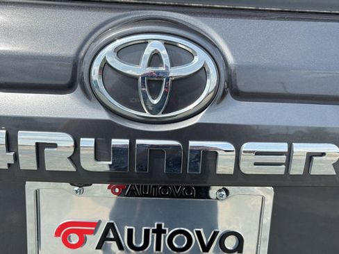 Used 2023 Toyota 4Runner SR5 Premium w/ Moonroof Package AWD/4WD image 12