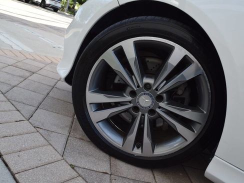 Used 2014 Mercedes-Benz E 350 Sedan image 82