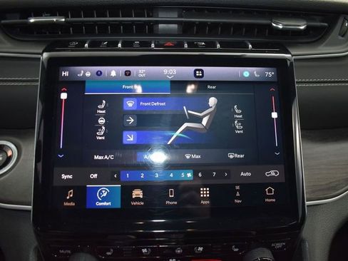 Used 2024 Jeep Grand Cherokee L Limited w/ Luxury Tech Group II image 25