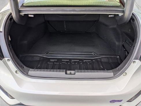 Used 2018 Honda Clarity Plug-In Hybrid image 6