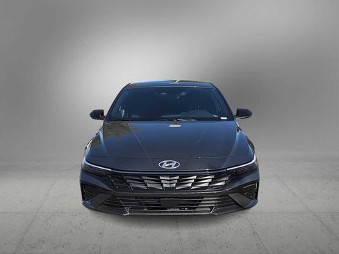 New 2026 Hyundai Elantra SEL Sport Premium image 3