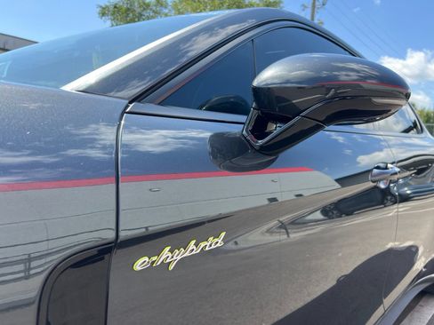 Used 2020 Porsche Panamera 4 Executive AWD/4WD image 76