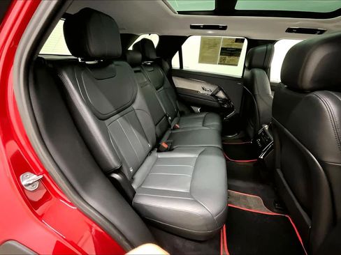 Used 2023 Land Rover Range Rover Sport SE AWD/4WD image 33