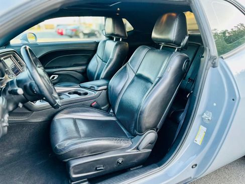 Used 2021 Dodge Challenger SXT w/ Plus Package RWD image 10