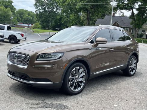 Used 2022 Lincoln Nautilus Reserve FWD image 7
