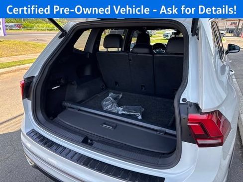 Certified 2023 Volkswagen Tiguan SEL R-Line AWD/4WD image 24