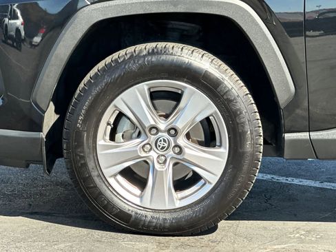 Used 2022 Toyota RAV4 XLE image 31