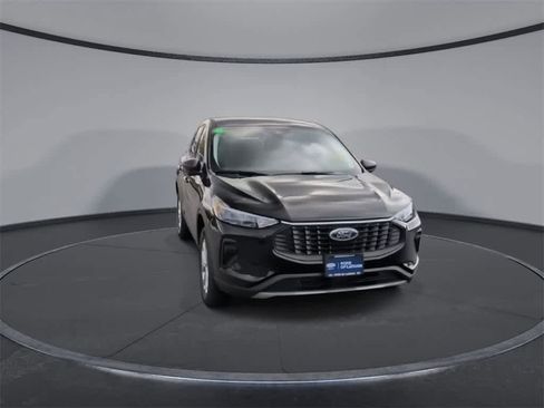 New 2025 Ford Escape Active w/ Cold Weather Package image 2