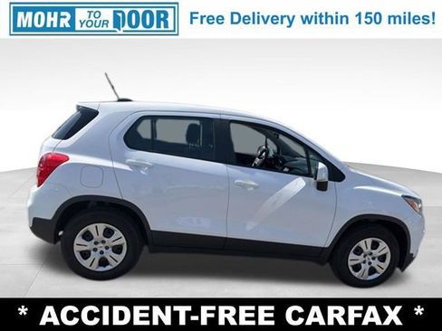 Used 2018 Chevrolet Trax LS FWD image 6