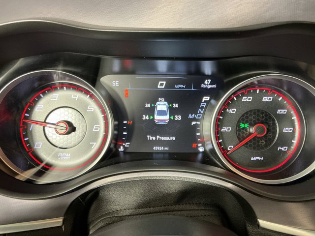 Used 2019 Dodge Charger SXT RWD image 17