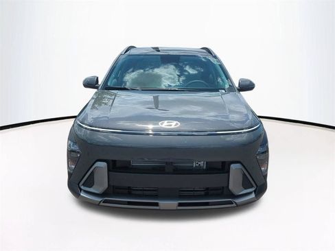 New 2026 Hyundai Kona Limited FWD image 3