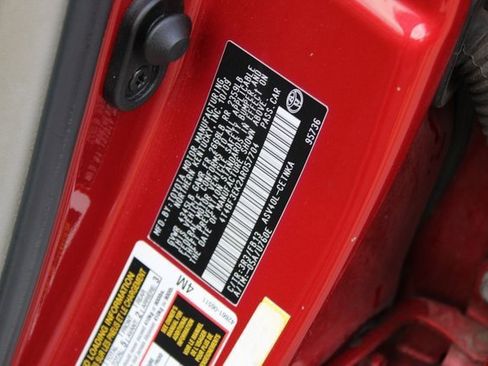 Used 2010 Toyota Camry image 23