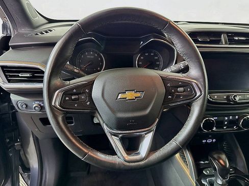 Used 2022 Chevrolet TrailBlazer ACTIV w/ Sun and Liftgate Package image 12