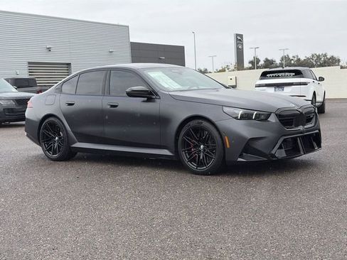 New 2026 BMW M5 w/ Carbon Package image 4