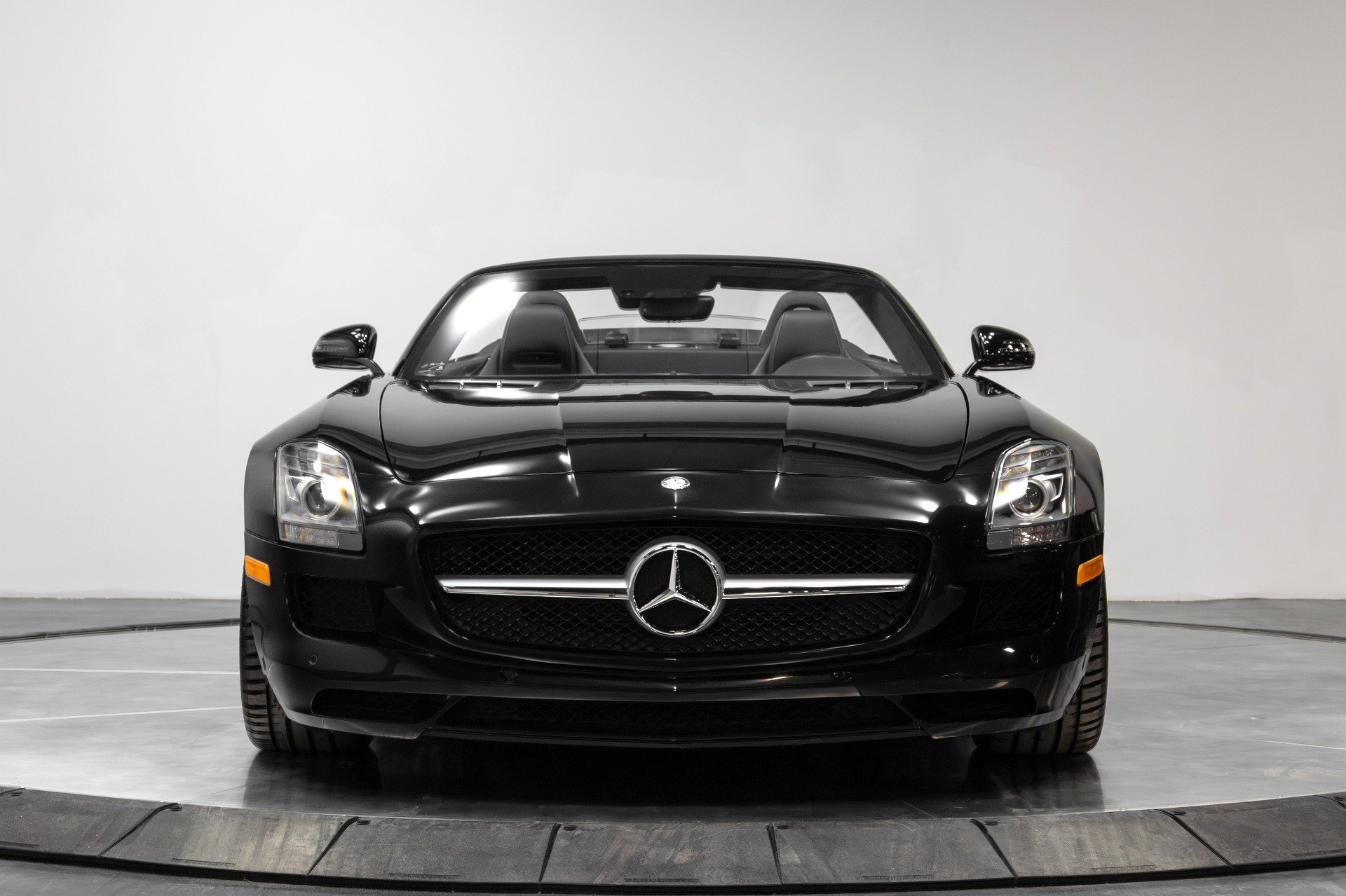Used 2012 Mercedes-Benz SLS AMG Roadster image 28