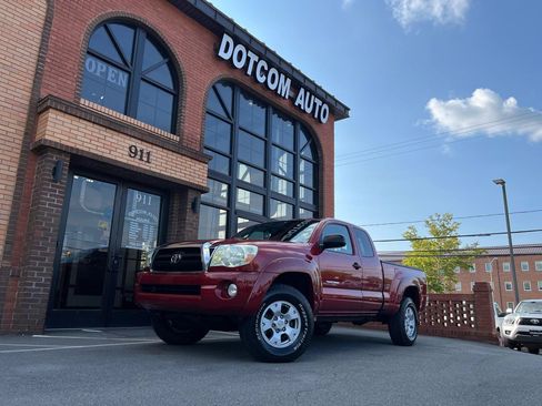 Used 2007 Toyota Tacoma 4x4 Access Cab V6 w/ TRD Off-Road Pkg #1 image 3