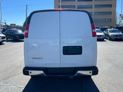 Used 2022 Chevrolet Express 2500 w/ Driver Convenience Package image 13