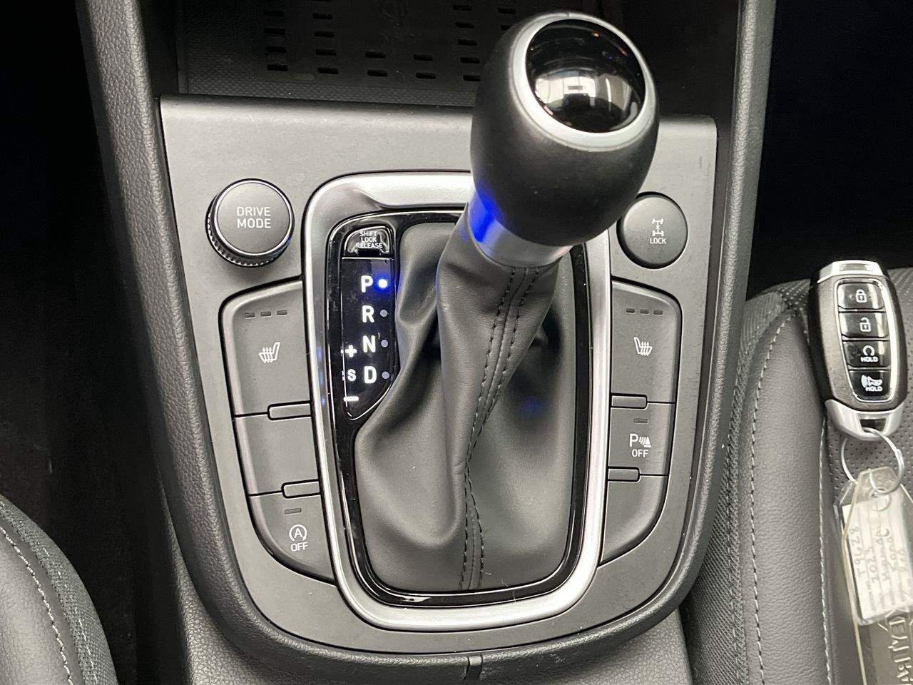 Used 2023 Hyundai Kona Limited AWD/4WD image 26