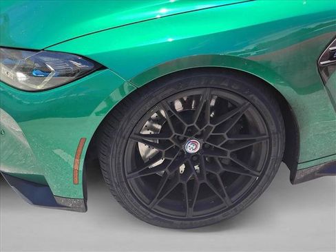 Used 2022 BMW M4 Competition w/ M Carbon Exterior Package RWD image 21