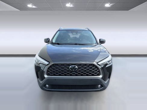 Certified 2024 Toyota Corolla Cross XLE FWD image 6